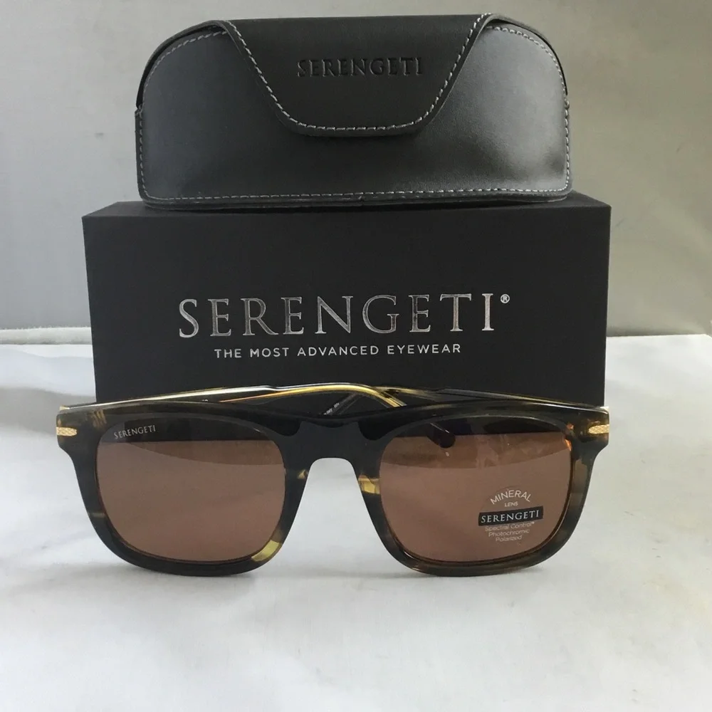 Serengeti Charlton Tortoiseshell Frame Sunglasses Polarized Photochromic Driver